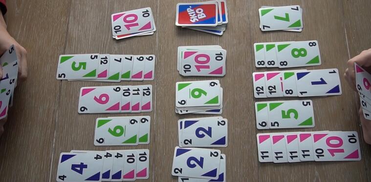 Skip-Bo i gang