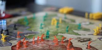 Risk – komplet guide til regler, strategi og spillets opbygning