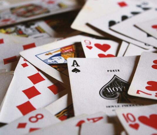 Kortspillet Kasino - en komplet guide til det klassiske kortspil